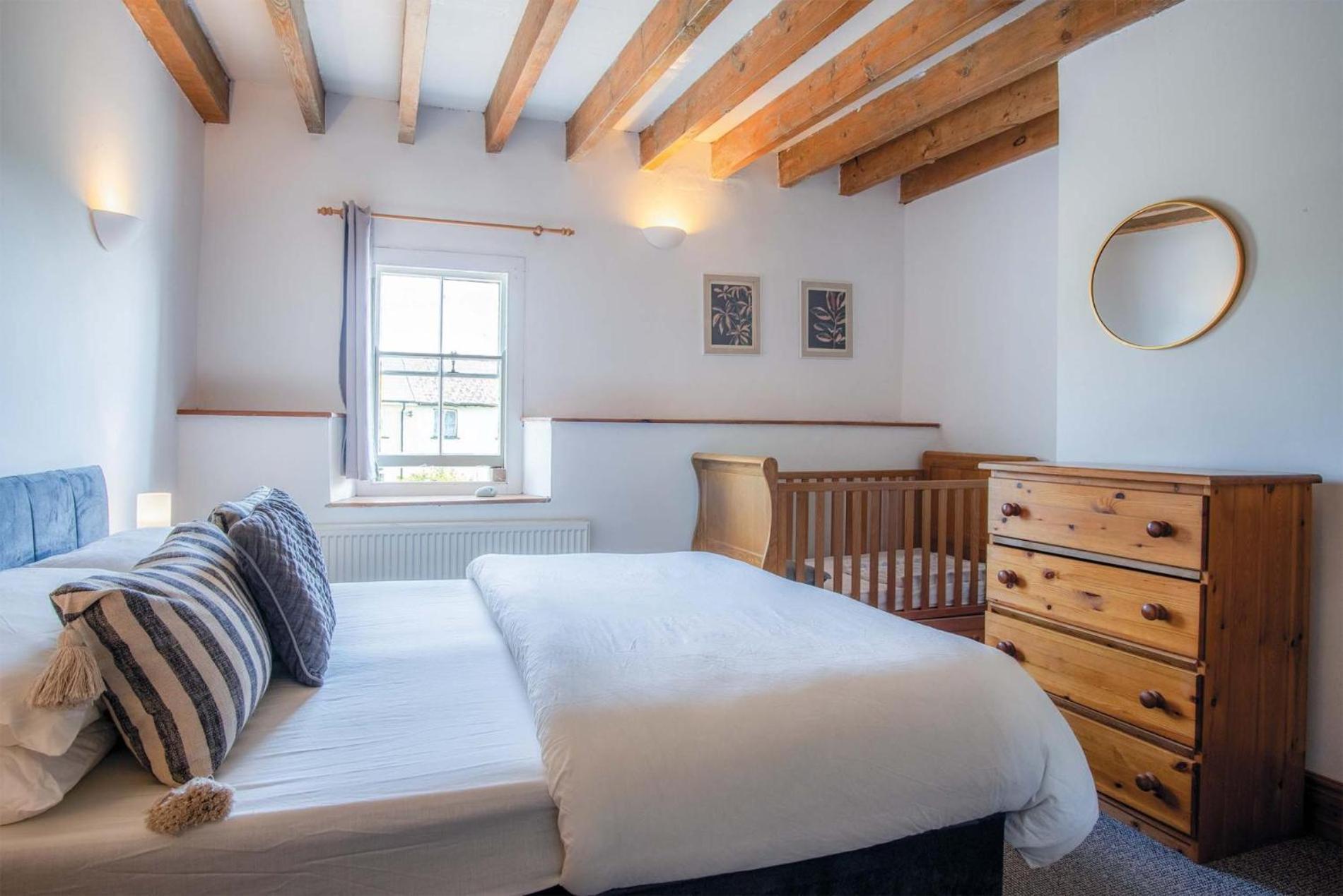 Angle Adventures - 4 Bedroom Cottage - Angle ภายนอก รูปภาพ