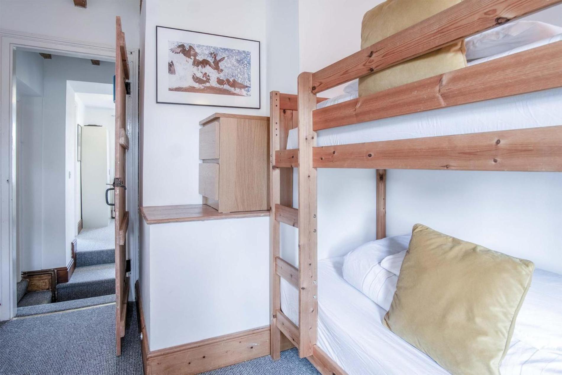 Angle Adventures - 4 Bedroom Cottage - Angle ภายนอก รูปภาพ
